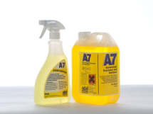 Sanitiser & Degreaser Sanitiser & Degreaser
